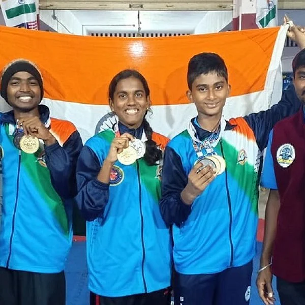 `தமிழனின் கலை நிச்சயம் உலக அளவில் பேசப்படும்!' - ஆசிய சிலம்பம் போட்டியில் சாதித்த இந்தியா