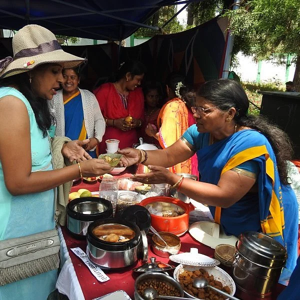 5 நாள்களில் ஒரு லட்சத்து 60 ஆயிரம் சுற்றுலாப் பயணிகள் - நிறைவுபெற்றது ஊட்டி மலர் கண்காட்சி