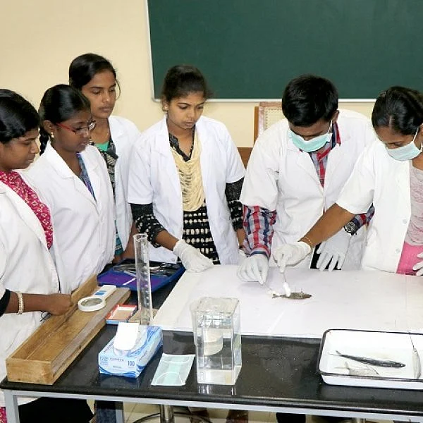 கடலைப் போலவே இந்தப் படிப்பும் அள்ளிக்கொடுக்கும் - மீன்வளப் படிப்புகள் #LetsLearn