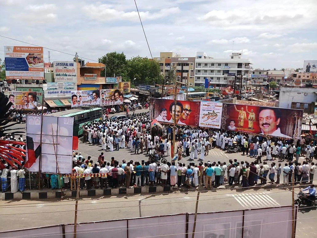 `3 தலைவர்களின் சிலை திறப்பு; வாக்காளர்களுக்கு நன்றி தெரிவிக்கும் கூட்டம்!' - திருச்சியில் முகாமிட்ட ஸ்டாலின்