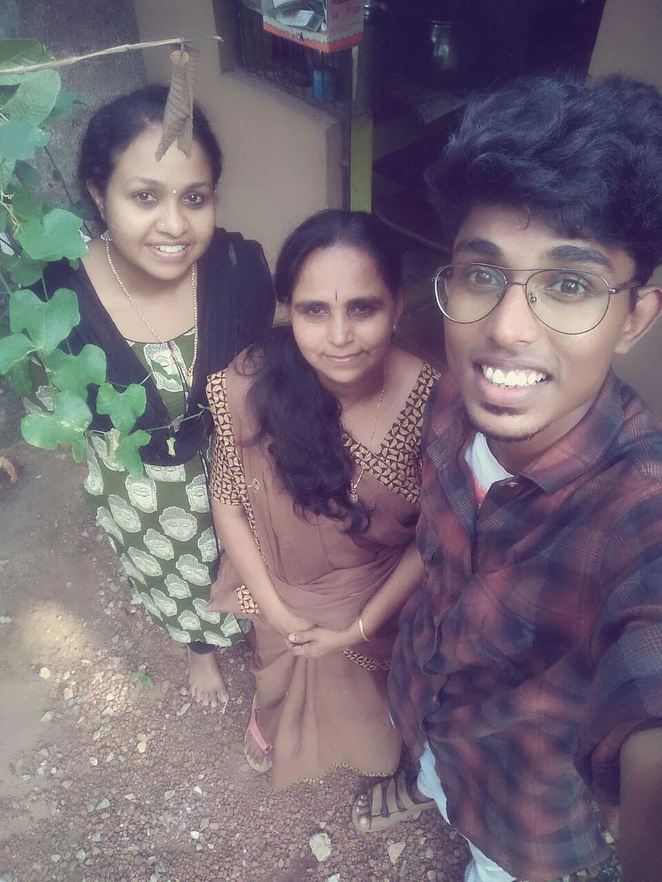``அம்மா செஞ்ச தியாகம் போதும்!'' - அம்மாவுக்கு இரண்டாவது திருமணத்தை நடத்திய கோகுல்!