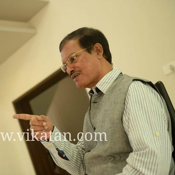 `என்னைப் பைத்தியக்காரன் என்று சொன்னார்கள்; இன்று என் கதை பாடப் புத்தகத்தில்!' - முருகானந்தம்