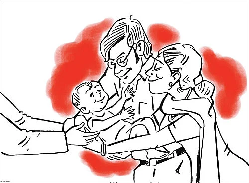 சட்டம் பெண் கையில்! - தத்துக் குழந்தையின் சொத்துரிமையை உறவுகள் மறுத்தால்..?