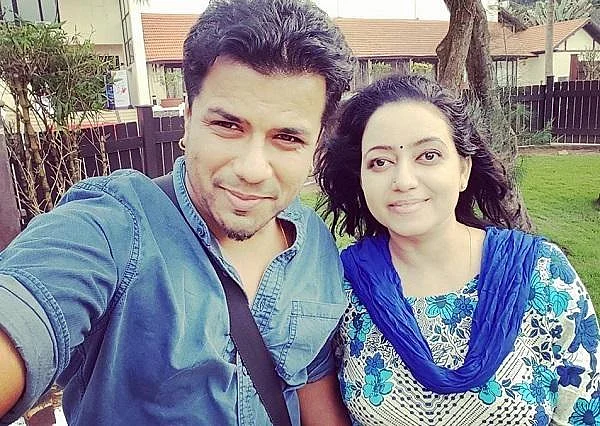 `முன் இருக்கையில் அமர்ந்திருந்தால் அவர் எங்களுடன் இருந்திருப்பார்!' - கலங்கும் பாலபாஸ்கர் மனைவி