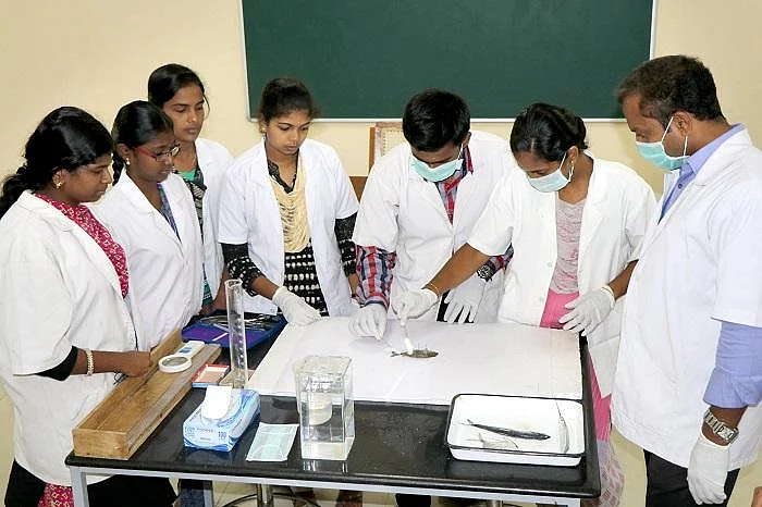 கடலைப் போலவே இந்தப் படிப்பும் அள்ளிக்கொடுக்கும் - மீன்வளப் படிப்புகள் #LetsLearn