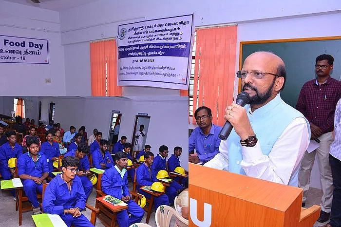 கடலைப் போலவே இந்தப் படிப்பும் அள்ளிக்கொடுக்கும் - மீன்வளப் படிப்புகள் #LetsLearn