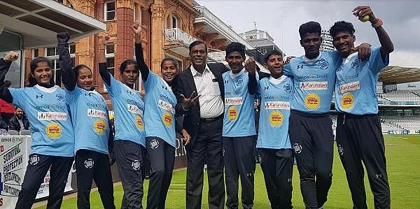 `பரிசுத் தொகை வேண்டாம்; ஒரு நிமிடம் கேளுங்கள் போதும்!' - லார்ட்ஸ் மைதானத்தைக் கலக்கிய தமிழக சிறுமிகளின் குரல் #savestreetchildren
