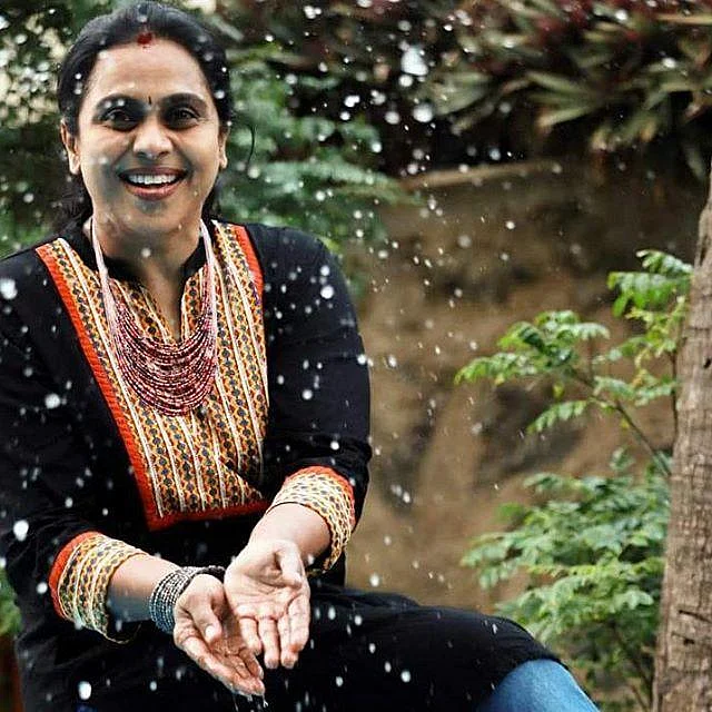 "15 லட்சம் லிட்டர் தண்ணில ஒரு துளிகூட வேஸ்ட் பண்ணலை!" ஷூட்டிங்கில் விஜி சந்திரசேகரின் நீர்மேலாண்மை