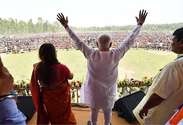 143 பொதுக்கூட்டங்கள்; 1.5 கோடி மக்கள் - மோடியின் 50 நாள் பிரசாரத்தை விவரிக்கும் அமித் ஷா