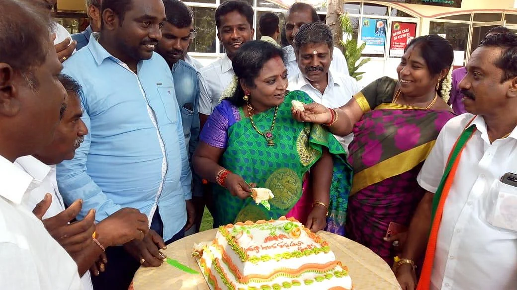 `2 ஜி வழக்கால் தூத்துக்குடி மக்கள் வருத்தப்படுவார்கள்'- தமிழிசை ஆவேசம்!