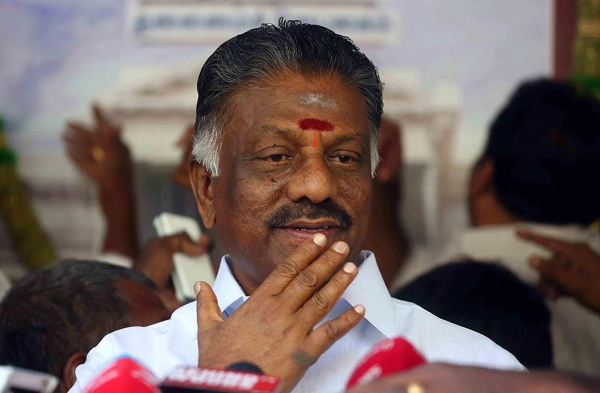 `போச்சே... போச்சே..!' - ஓ.பி.ரவீந்திரநாத் ஒதுக்கப்பட்ட கதை