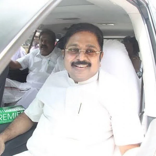 தினகரனை நம்பி ஷாக்கான ஸ்டாலின்! - தேர்தலில் எடுபடாத ஃபார்முலா