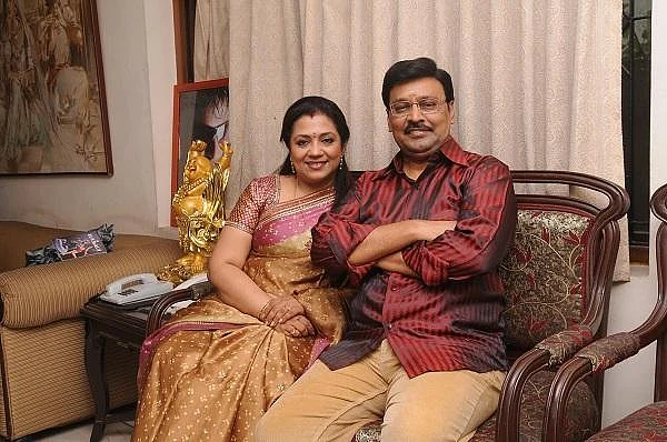 ``அம்மாகிட்ட அடம்பிடிச்சு, அந்த ராசியான போட்டோவை வாங்கிட்டு வந்தேன்'' - பூர்ணிமா பாக்யராஜ் #WhatSpiritualityMeansToMe