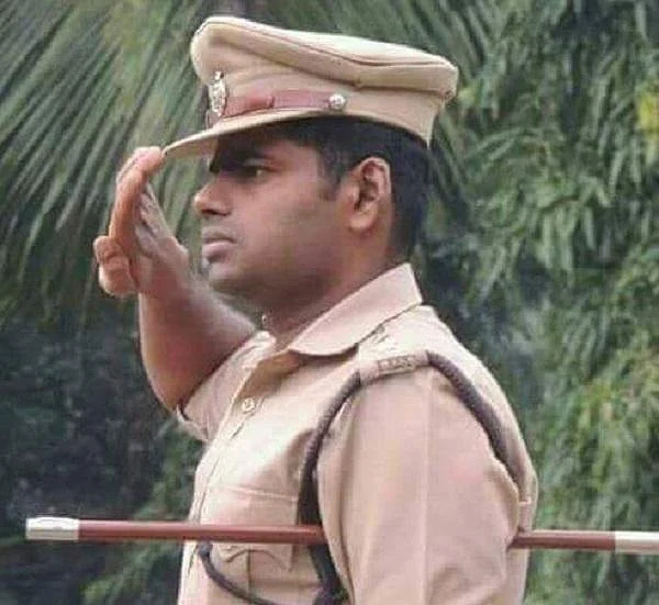 தமிழகத்தைச் சேர்ந்த ரியல் சிங்கம்! - அரசியலில் இறங்கவுள்ள அண்ணாமலை?