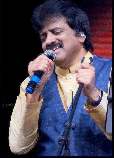 ''நமக்கு உண்மையாவும் நேர்மையாவும் இருக்கிறதுதான் ஆன்மிகம்!'' - பின்னணிப் பாடகர் ஶ்ரீநிவாஸ் #WhatSpiritualityMeansToMe