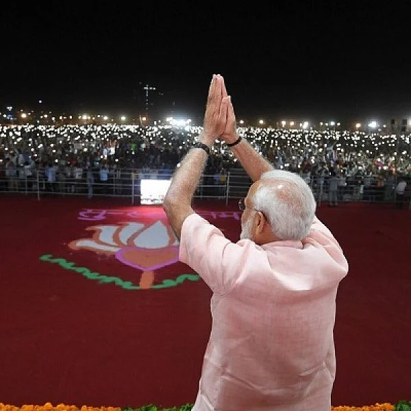 143 பொதுக்கூட்டங்கள்; 1.5 கோடி மக்கள் - மோடியின் 50 நாள் பிரசாரத்தை விவரிக்கும் அமித் ஷா