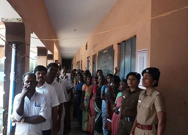 ‘4 சட்டமன்றத் தொகுதி; 59 நாடாளுமன்றத் தொகுதி’- இன்றுடன் ஓய்கிறது வாக்குப்பதிவு