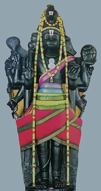 4,00,000 பேருக்கு அன்னதானம்... 20,000 அடி யாகசாலை... பஞ்சவடி ஆஞ்சநேயருக்குக் கும்பாபிஷேகம்!