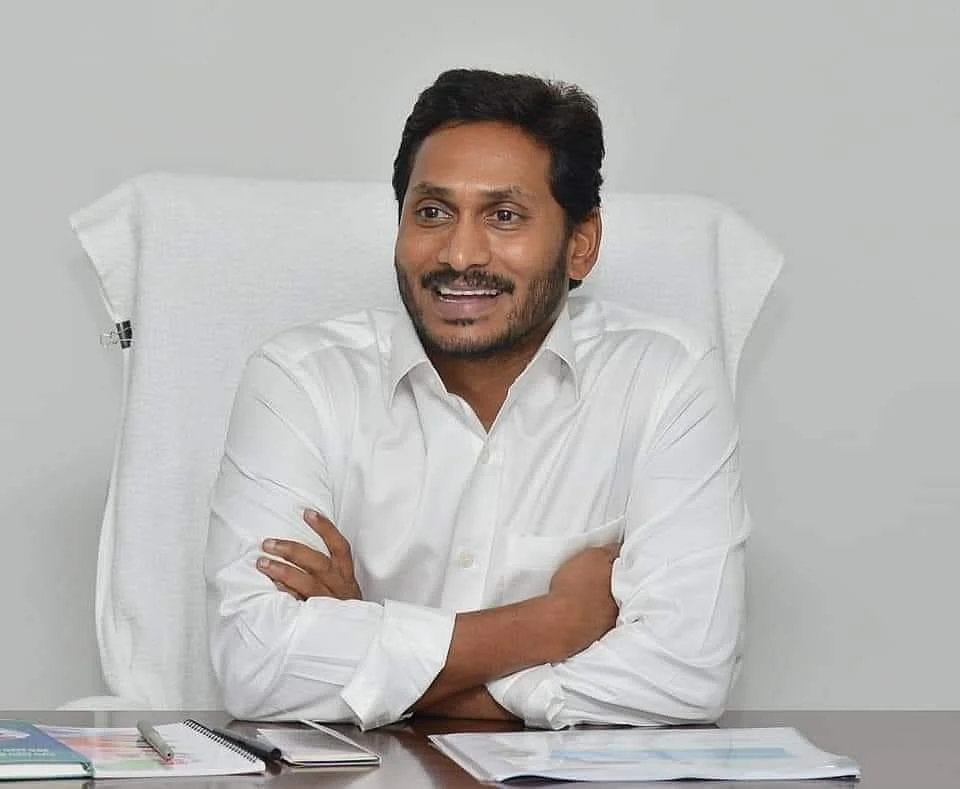 உள்துறை அமைச்சரான பட்டியலினப் பெண்! - கேபினெட்டில் மாஸ் காட்டும் ஜெகன்மோகன் ரெட்டி