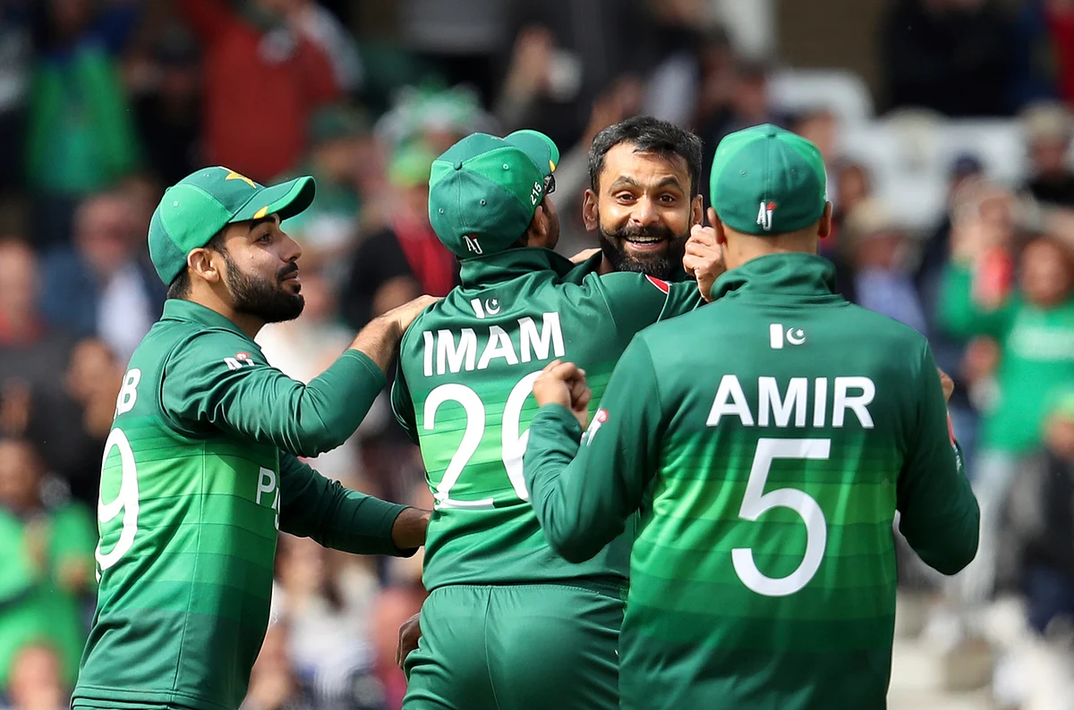 Hafeez, Imam, Amir