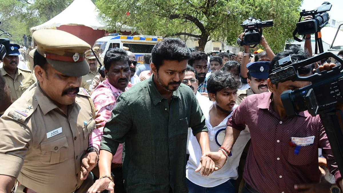 Vijay, Nadigar Sangam