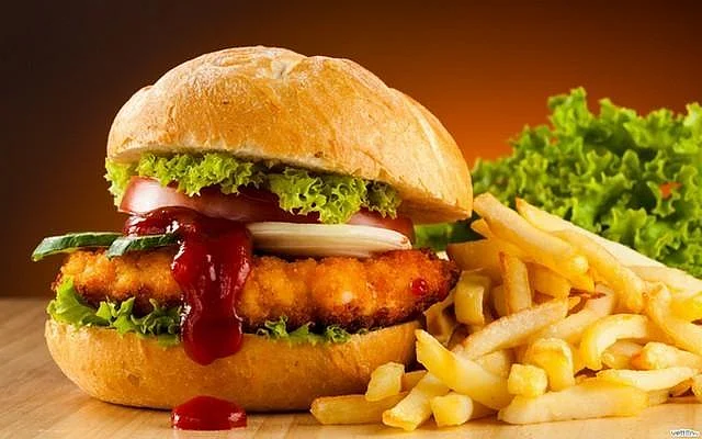 ‘கிரில்டு, பார்பிக்யூ உணவுகளை குழந்தைகளுக்கு சாப்பிடக் கொடுக்காதீர்கள்!’ - ஆராய்ச்சியாளர்கள் எச்சரிக்கை