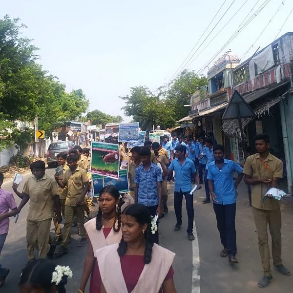 நெகிழி அரக்கனுக்கு எதிராகக் களமிறங்கிய சாரநாதப் பெருமாள் ஆலய நிர்வாகம்... இன்று உலக சுற்றுச்சூழல் தினம்!