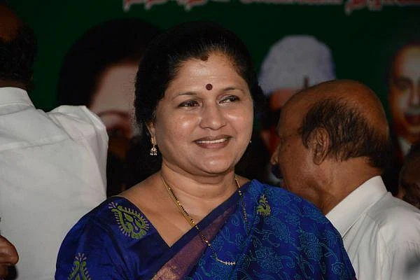 ``பணமா பெருசு... அந்த நிகழ்ச்சி என் பேரைக் கெடுத்திருக்கும்!'' - நிர்மலா பெரியசாமி