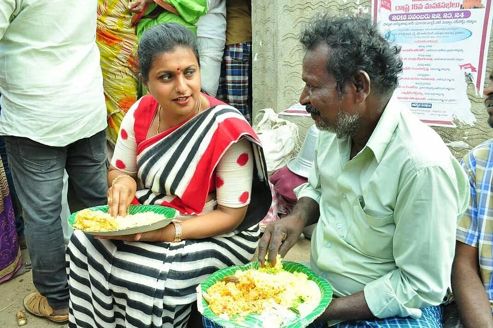 `நகரி நாயகி; சந்திரபாபு நாயுடுவின் சிம்ம சொப்பனம்!' - ஆந்திர அரசியலில் புயலைக் கிளப்பும் ரோஜா