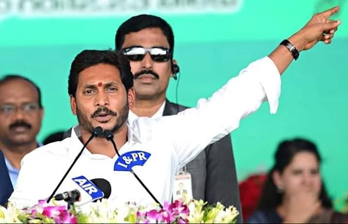 உள்துறை அமைச்சரான பட்டியலினப் பெண்! - கேபினெட்டில் மாஸ் காட்டும் ஜெகன்மோகன் ரெட்டி