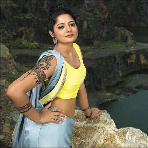 முதன்முறை டாட்டூ போட்டுக்கொள்ளும் பெண்களின் கவனத்துக்கு! நிபுணர் ஆலோசனை #Tattoo