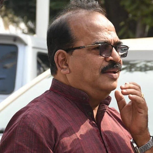 `பி.ஜே.பி-யைத் தமிழக மக்கள் எப்படிப் பார்க்கிறார்கள்?' - சீறிய நாஞ்சில் சம்பத்