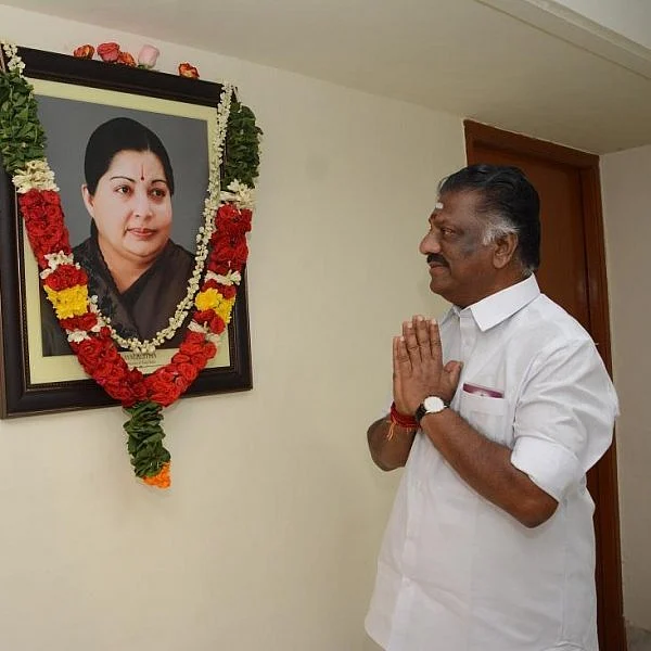ஸ்டாலினின் `த்ரீ மேன்’ ஆர்மி! - ஒற்றைத் தலைமையை ஆயுதமாக்கும் ஓ.பி.எஸ்?!