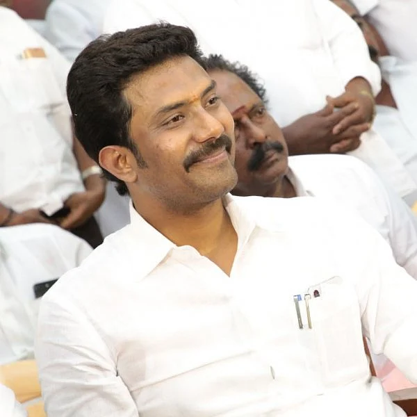 ரவீந்திரநாத் குமாருக்கு பிரதமர் அலுவலகத்தில் இருந்து வந்த அழைப்பு?