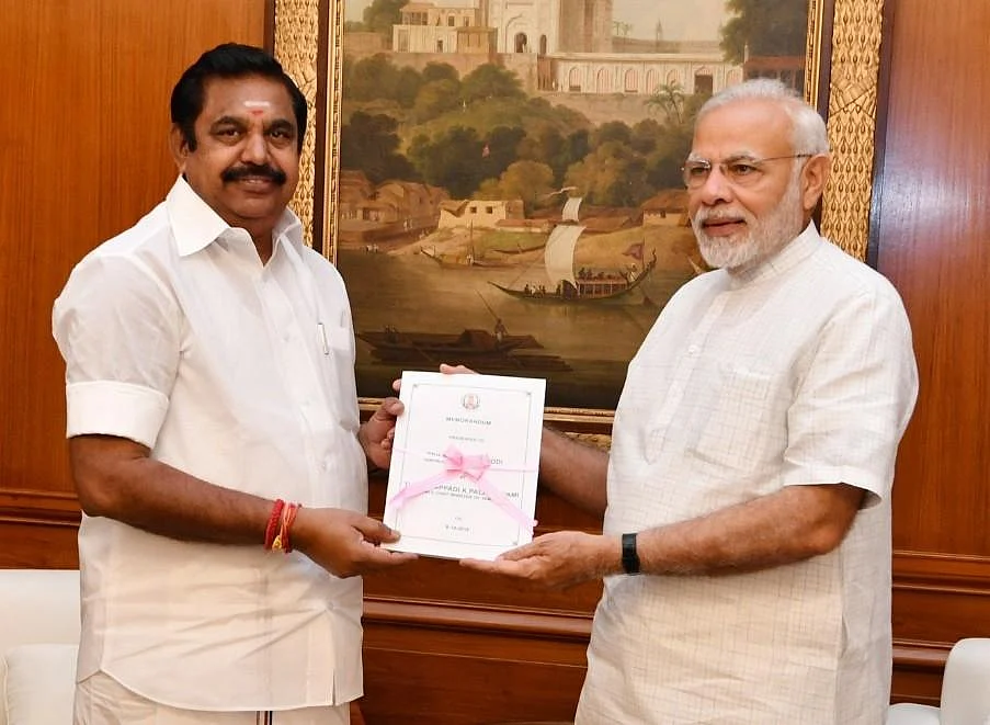 `நீங்கள் இதைச் செய்தால், நாங்கள் அதைச் செய்வோம்!'- டெல்லி சிக்னலுக்காகக் காத்திருக்கும் ஸ்டாலின்