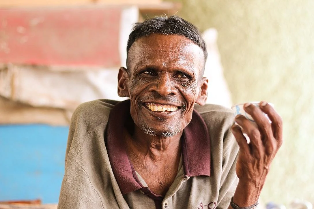 அன்று வெள்ளைவேட்டி விவசாயி, இன்று அழுக்குச்சட்டை மனிதர் - வண்டலூர் புண்ணியகோடியின் கதை!