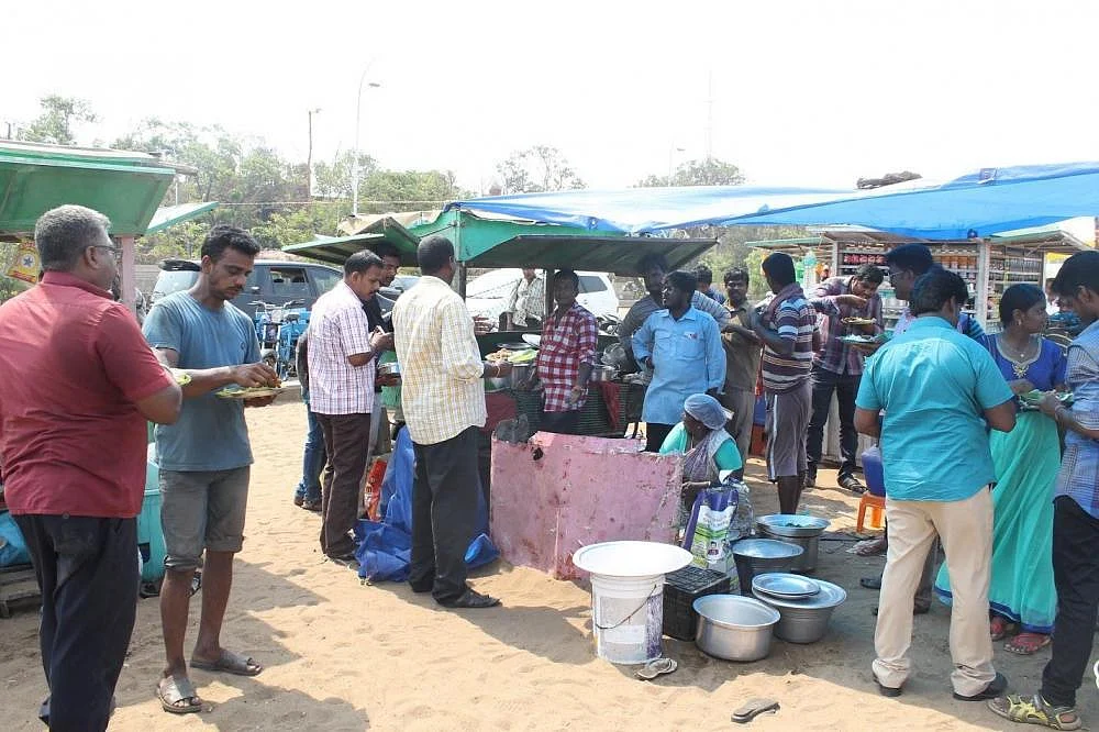 `பெண்களின் பாதுகாப்பை உறுதிசெய்யத் தானே அரசு இருக்கிறது!'- அமைச்சர் எம்.சி.சம்பத்