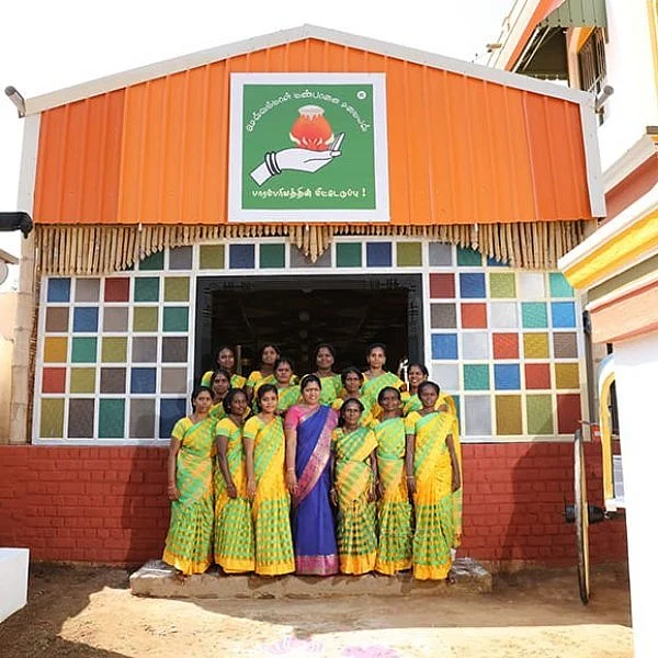 ஊறுகாய்கூட காசுதான்... பாரம்பர்யத்தை மீட்டெடுக்கும் தஞ்சை உணவகம்!