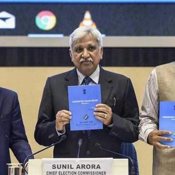 `தேர்தல் ஆணையர்கள் ஒரே கருத்துடன் இருக்கவேண்டிய அவசியமில்லை!’ - சுனில் அரோரா