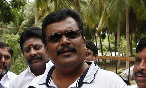 தேனியில் ஓ.பி.எஸ்ஸை எதிர்த்து தங்க தமிழ்ச்செல்வன்! - தி.மு.க-வின் புது வியூகம்