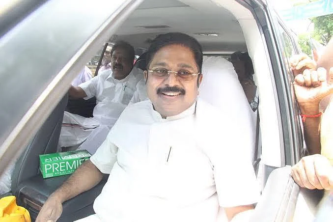 `நீங்கள் இதைச் செய்தால், நாங்கள் அதைச் செய்வோம்!'- டெல்லி சிக்னலுக்காகக் காத்திருக்கும் ஸ்டாலின்