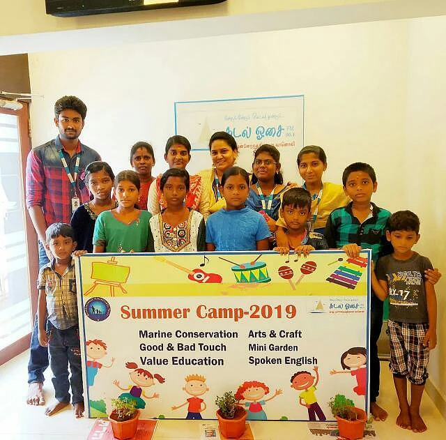 கோடை கால பயிற்சி - பள்ளி குழந்தைகளை மகிழ்வித்த கடலோசை வானொலி