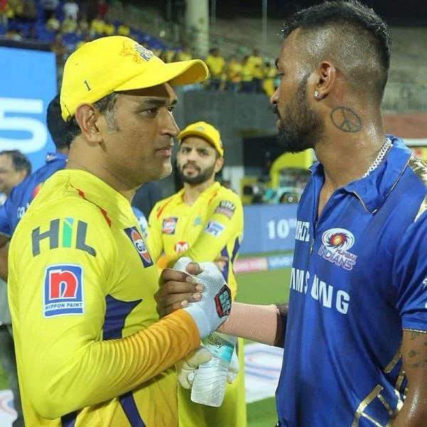 `கோப்பையை நீங்க வச்சுக்கங்க பாஸ்... ட்விட்டரில் நாங்கதான் மாஸ்!' - சி.எஸ்.கே vs மும்பை ஐபிஎல் ட்வீட் கணக்கு