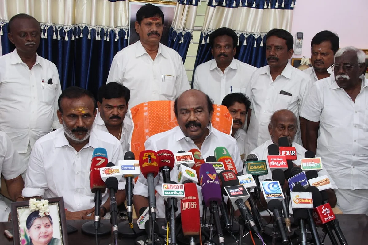 `அ.தி.மு.க-வில் இரட்டைத் தலைமை கூடாது!' - ராஜன் செல்லப்பா போர்க்கொடி