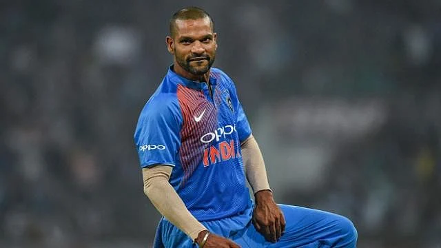 ``அது எப்படி பாஸ், ஐ.சி.சி தொடர்ல சிறப்பாக ஆடுறீங்க?” - தவானின் `கூல்’ பதில்
