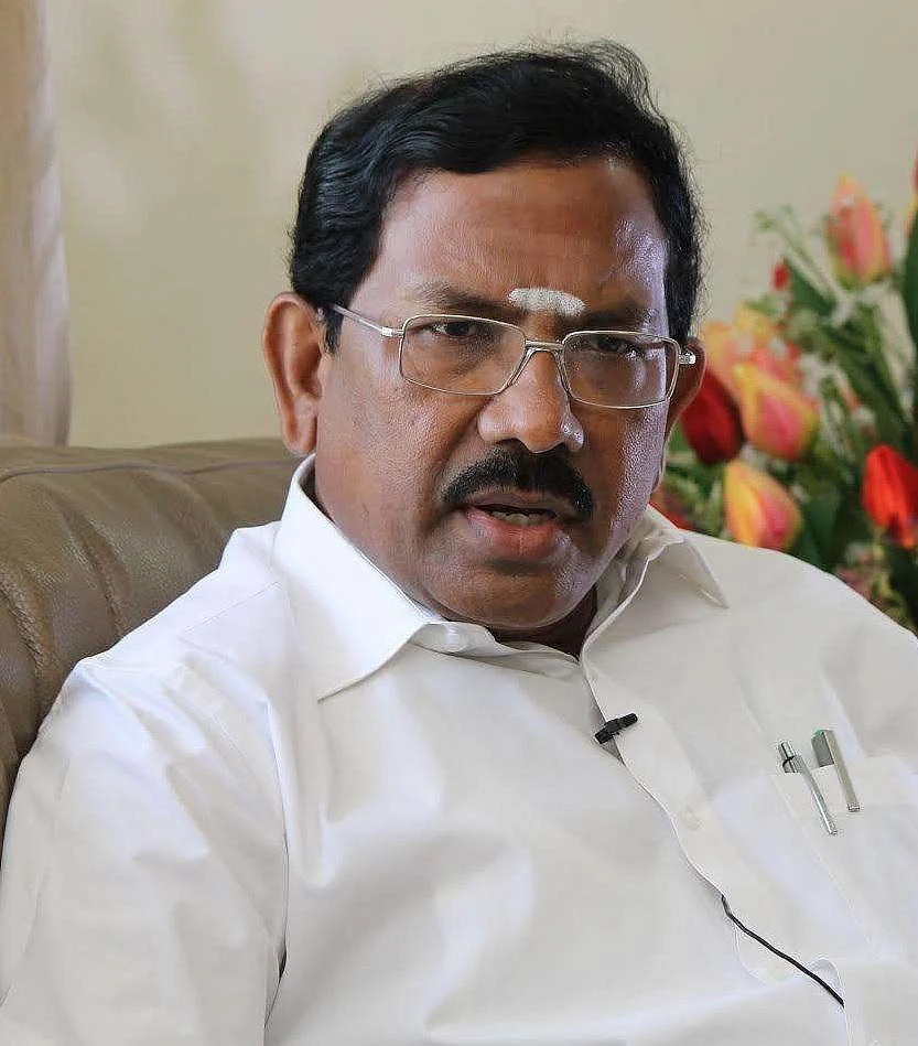 `இப்படியொரு புரளியை யார் கிளப்பிவிட்டார்கள்!' - கீழடி ஆய்வுப்பணிகுறித்து பாண்டியராஜன் பதில்