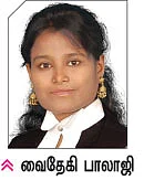 சட்டம் பெண் கையில்! - தத்துக் குழந்தையின் சொத்துரிமையை உறவுகள் மறுத்தால்..?