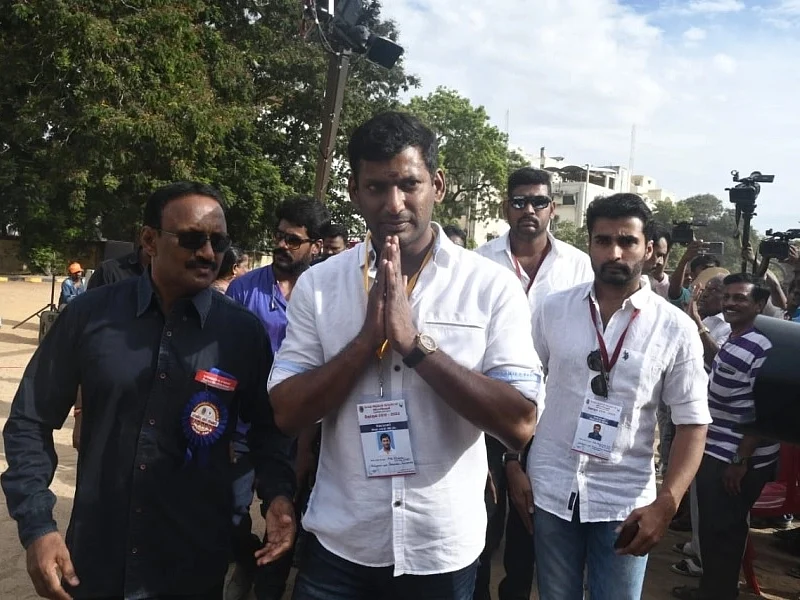 `ஒருவழியாக நிறைவடைந்தது நடிகர் சங்கத்தேர்தல்’ - 1604 பேர் வாக்களிப்பு!