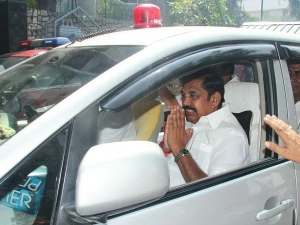 `அது தன்னாட்சி அமைப்பு; நாங்கள் தலையிடுவதில்லை!' -டிஎன்பிஎஸ்சி முறைகேடு குறித்து முதல்வர் பழனிசாமி