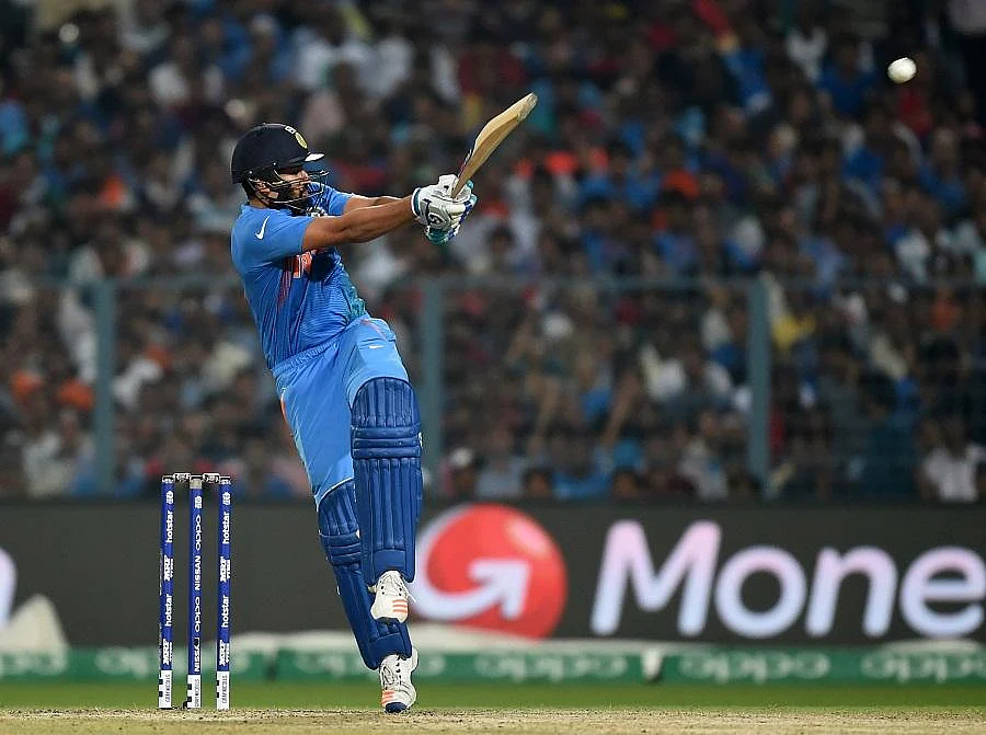 ‘இந்த ஷாட் இப்படி ஆடுங்க; என்னப்பா நீ..’ - ரசிகர்களின் அன்பு தொல்லை குறித்து ரோஹித் ஷர்மா!